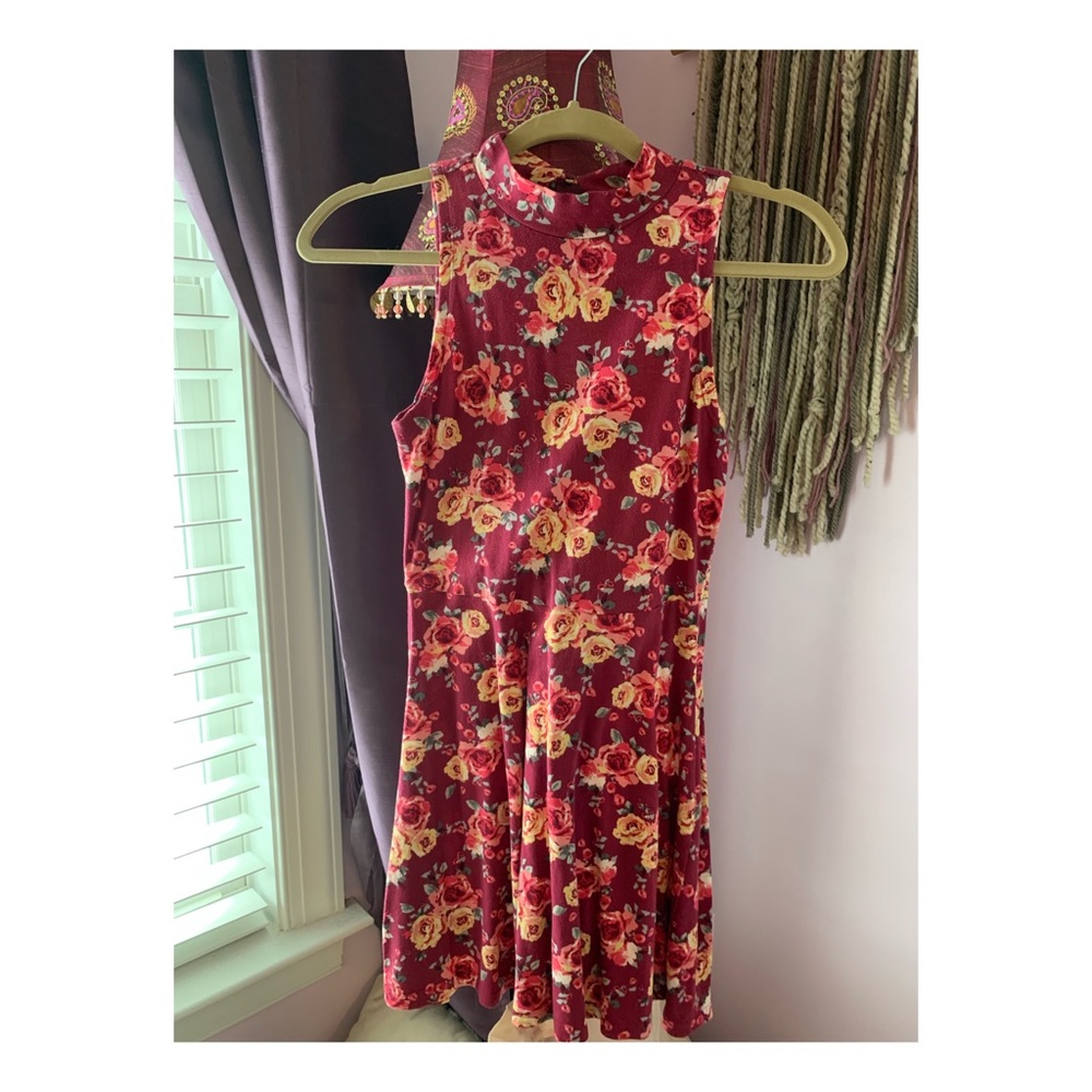Floral high neck casual dress